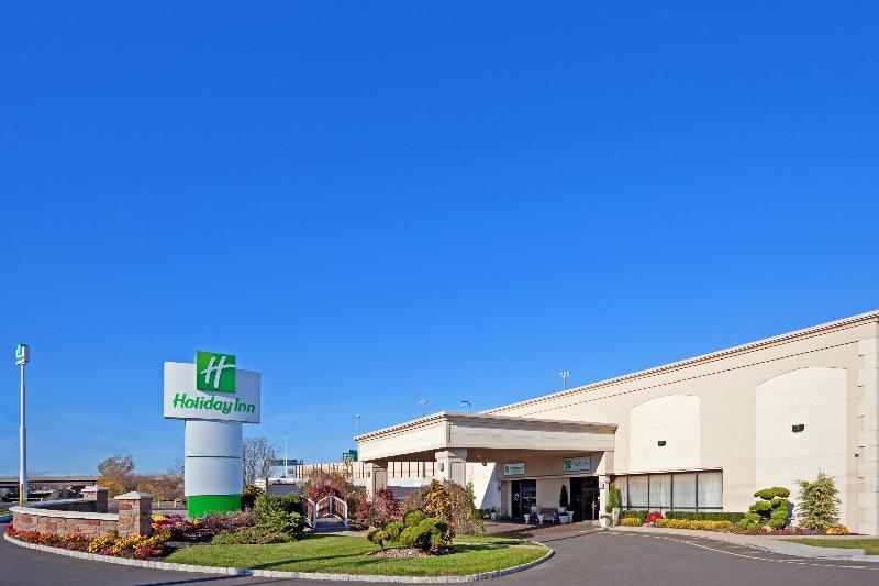 Red Roof Inn Plus Newark Liberty Airport - Carteret Exterior photo